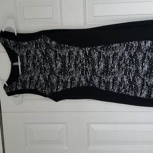 Black & white slim dress